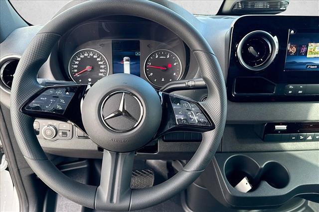 New 2026 Mercedes-Benz Sprinter 2500 image 11