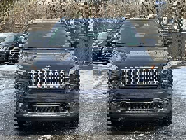 Used 2016 Jeep Cherokee Limited image 27