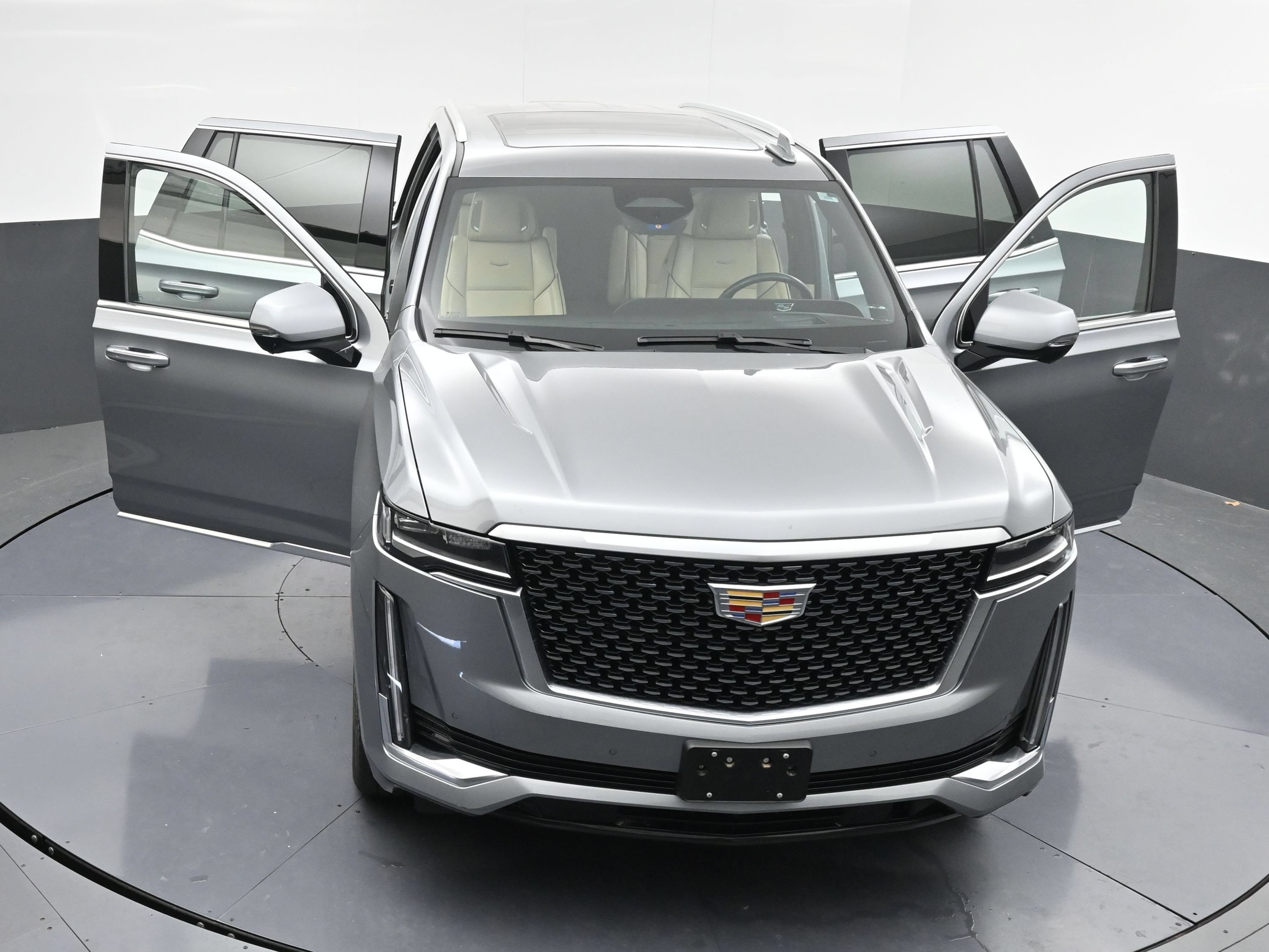 Used 2023 Cadillac Escalade Premium Luxury AWD/4WD image 44