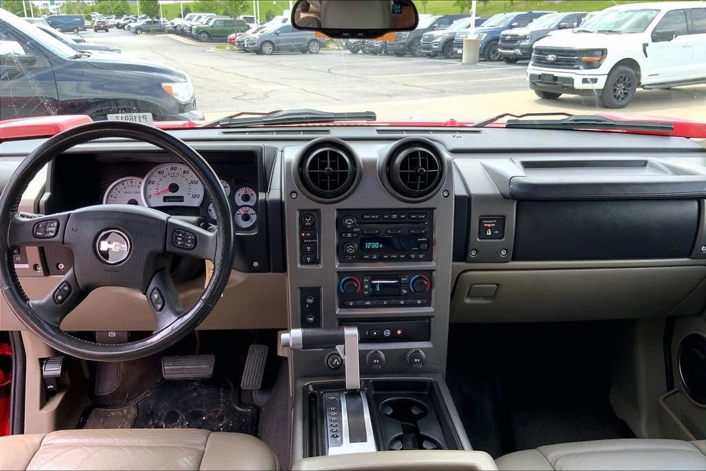 Used 2004 HUMMER H2 AWD/4WD image 10