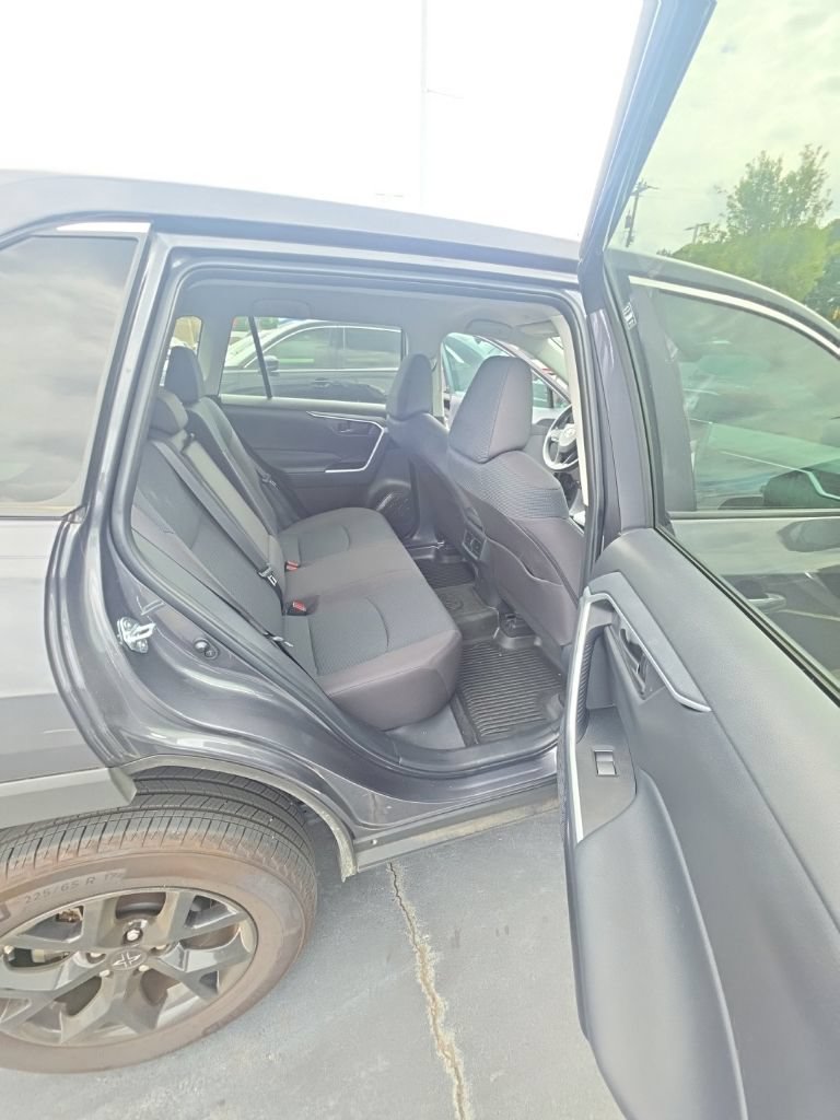 Used 2025 Toyota RAV4 LE FWD image 22