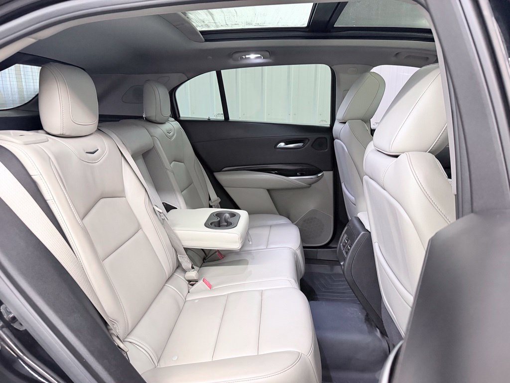 Used 2020 Cadillac XT4 Premium Luxury w/ Driver Awareness Package AWD/4WD image 35