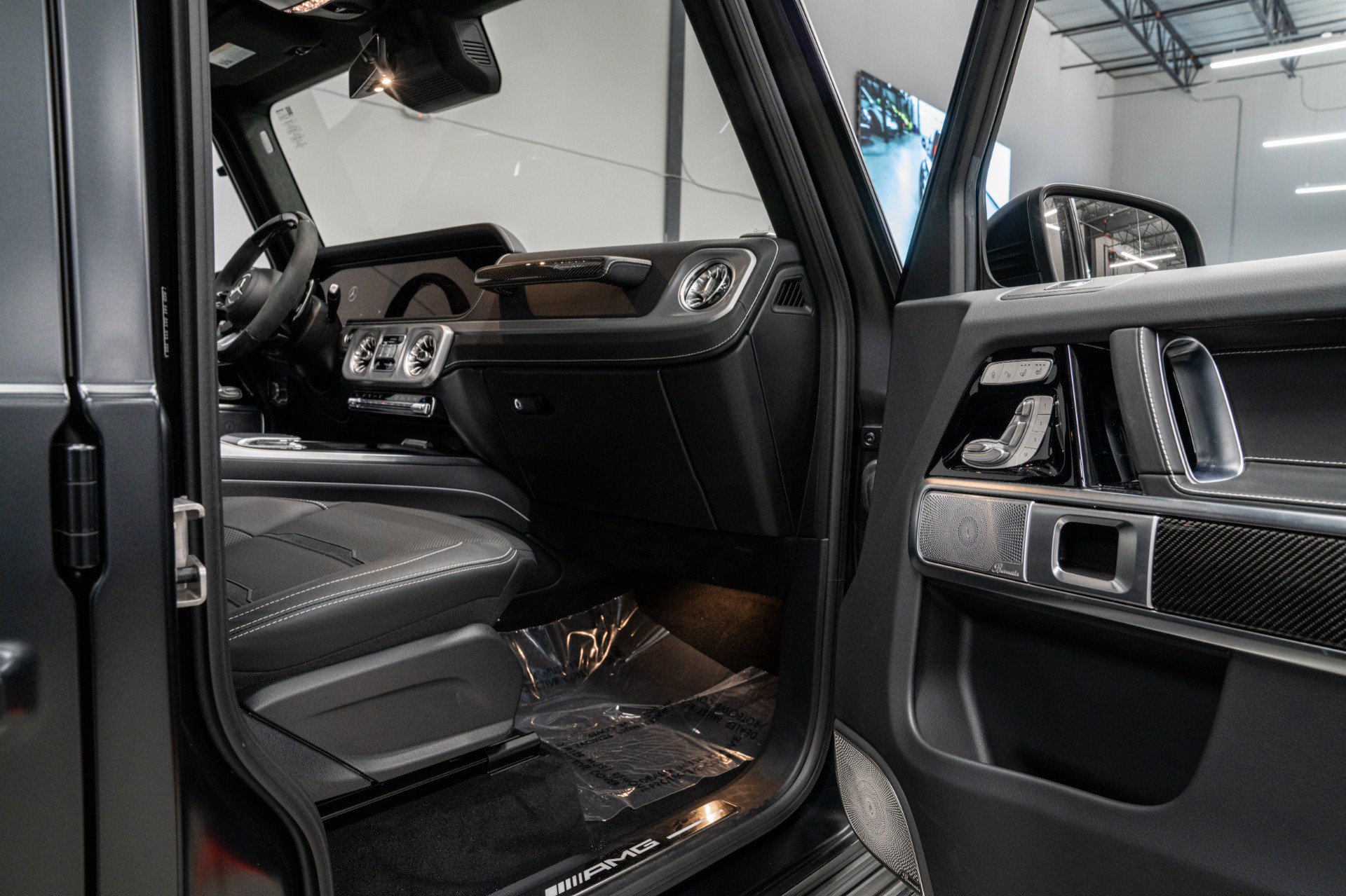 Used 2026 Mercedes-Benz G 63 AMG 4MATIC image 35