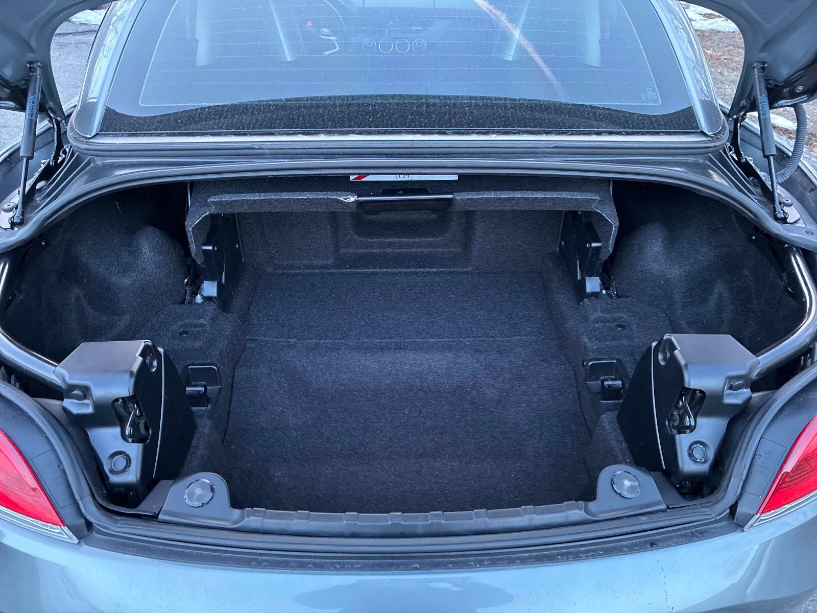 Used 2009 BMW Z4 sDrive30i image 8