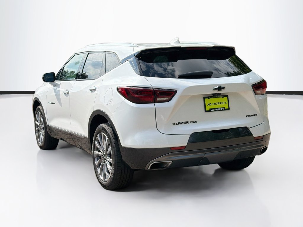 Used 2023 Chevrolet Blazer Premier w/ Driver Confidence II Package AWD/4WD image 7