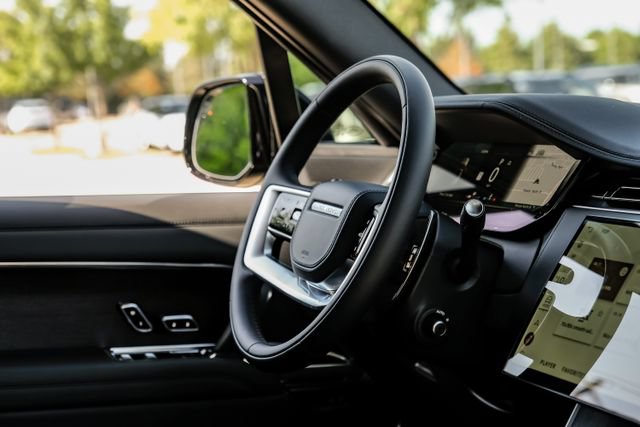 New 2026 Land Rover Range Rover SE AWD/4WD image 16