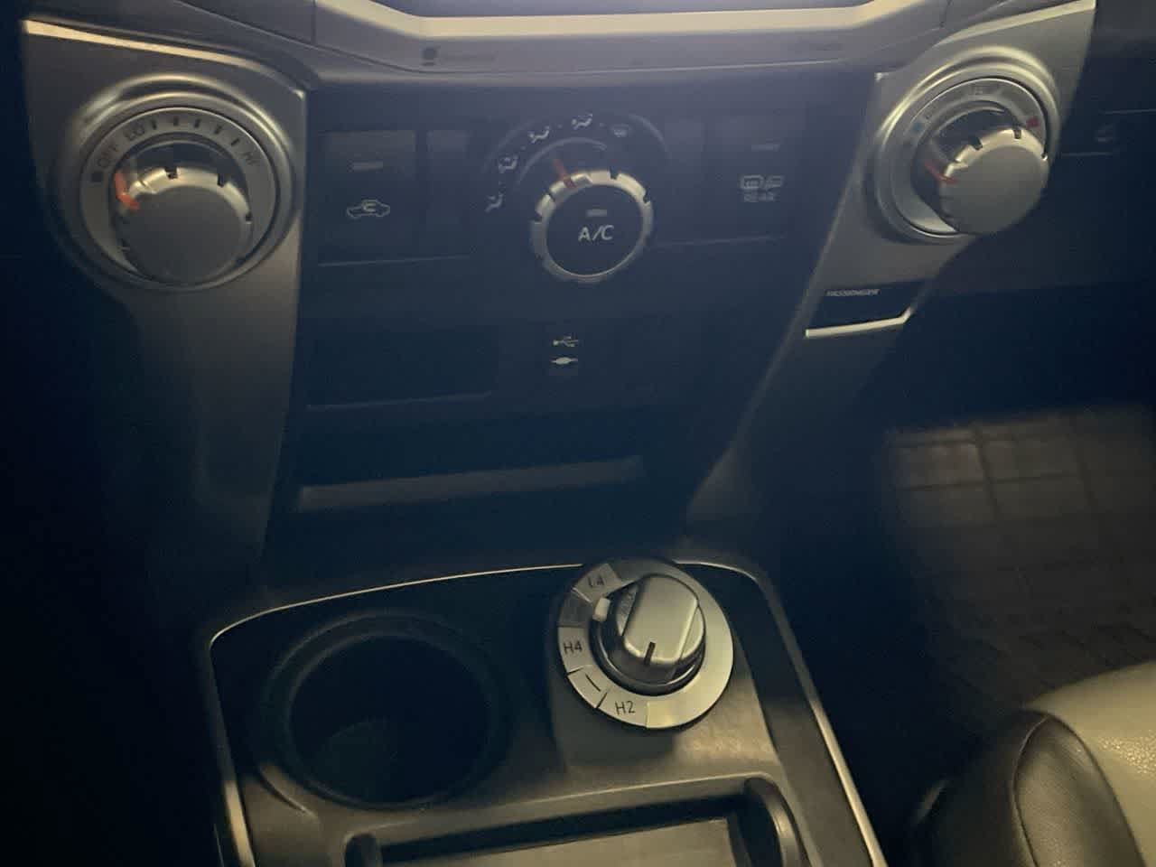 Used 2014 Toyota 4Runner SR5 Premium AWD/4WD image 19