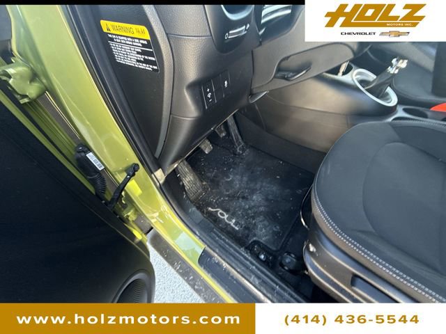 Used 2016 Kia Soul image 30