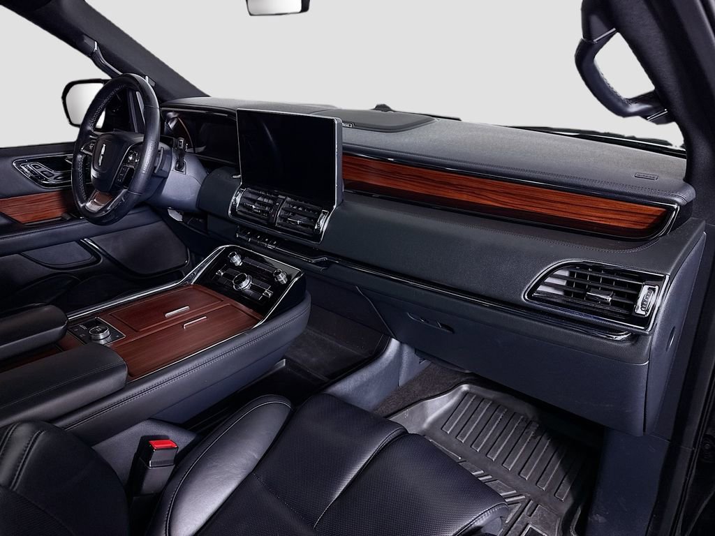 Used 2022 Lincoln Navigator L Reserve image 31