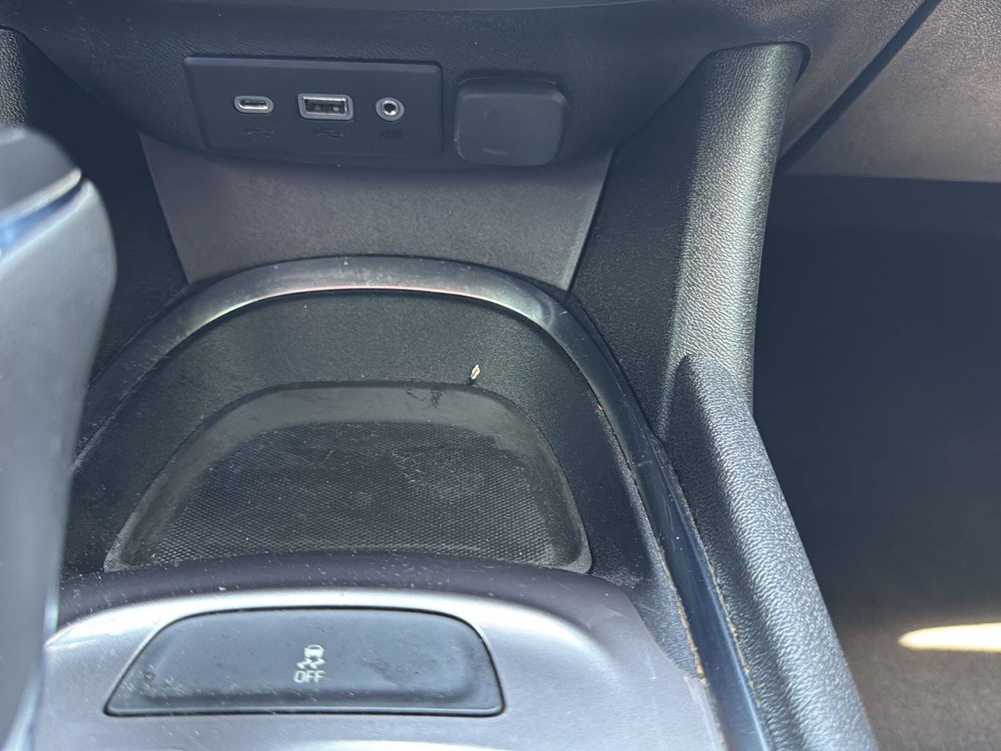 Used 2020 Chevrolet Malibu LT FWD image 15