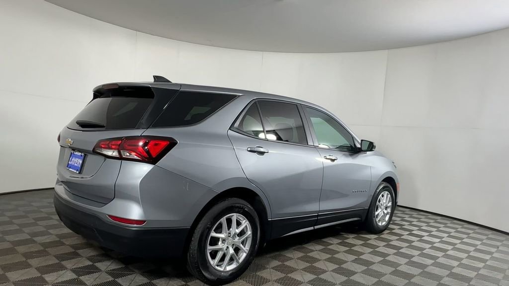 Used 2023 Chevrolet Equinox LS w/ LS Convenience Package image 11