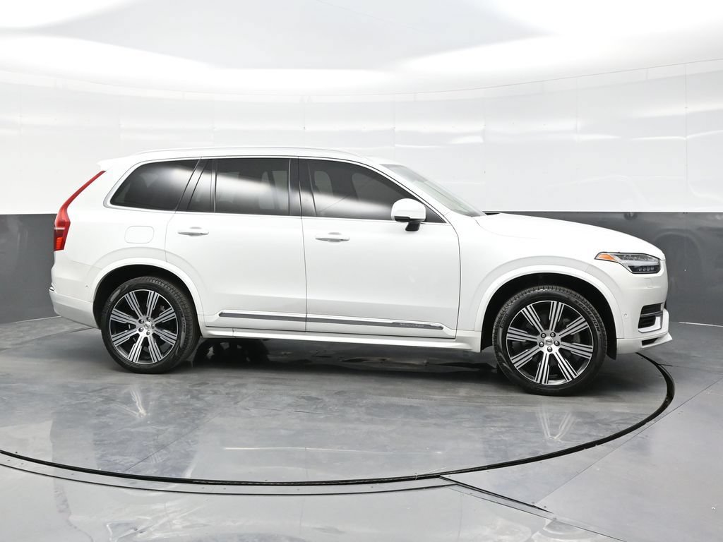 Used 2024 Volvo XC90 T8 Plus w/ Protection Package Premier AWD/4WD image 8