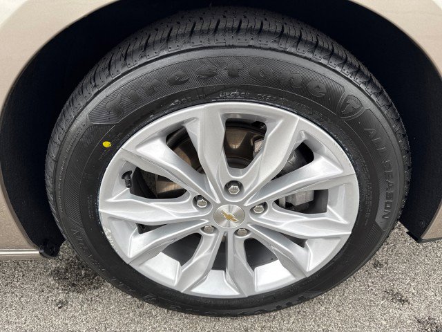 Used 2025 Chevrolet Malibu LT image 9