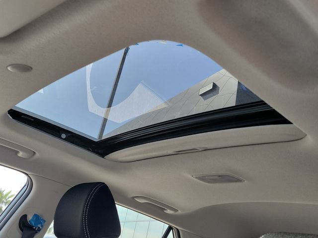 New 2026 Hyundai Venue SEL FWD image 19