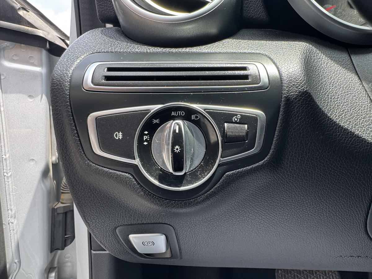 Used 2016 Mercedes-Benz C 300 4MATIC Sedan image 10