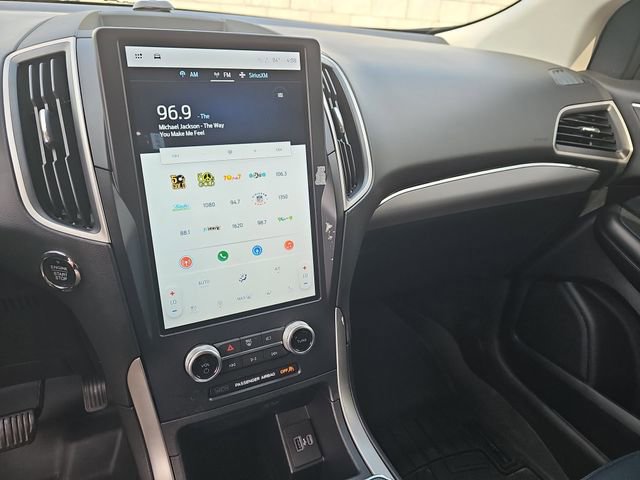 Used 2022 Ford Edge SEL w/ Sport Appearance Package image 22