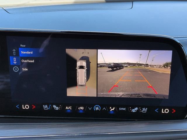 New 2026 Chevrolet Suburban Premier image 13