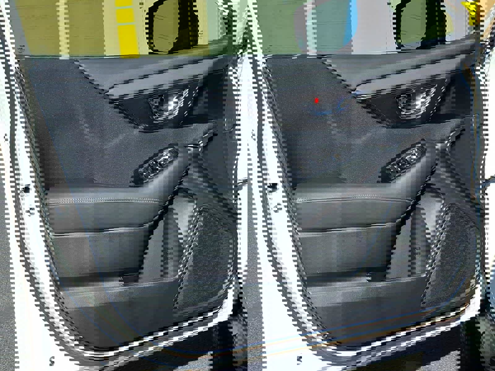 Certified 2025 Subaru Outback Premium w/ Popular Package #1A image 21