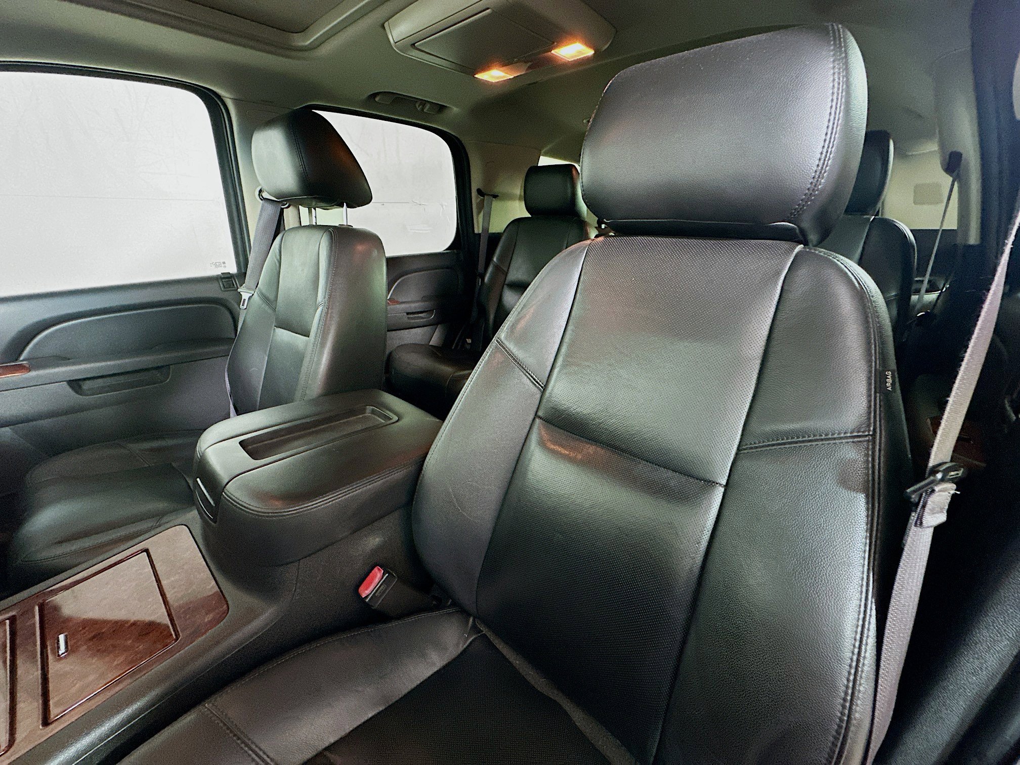 Used 2013 Chevrolet Tahoe LTZ image 21