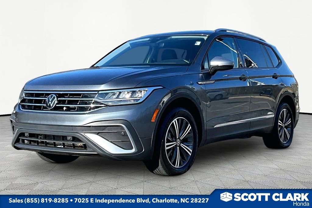 Used 2024 Volkswagen Tiguan Wolfsburg Edition image 3