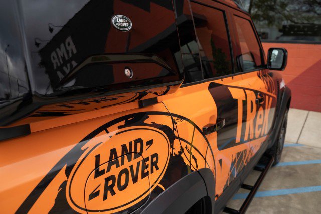 Used 2023 Land Rover Defender 110 S image 76