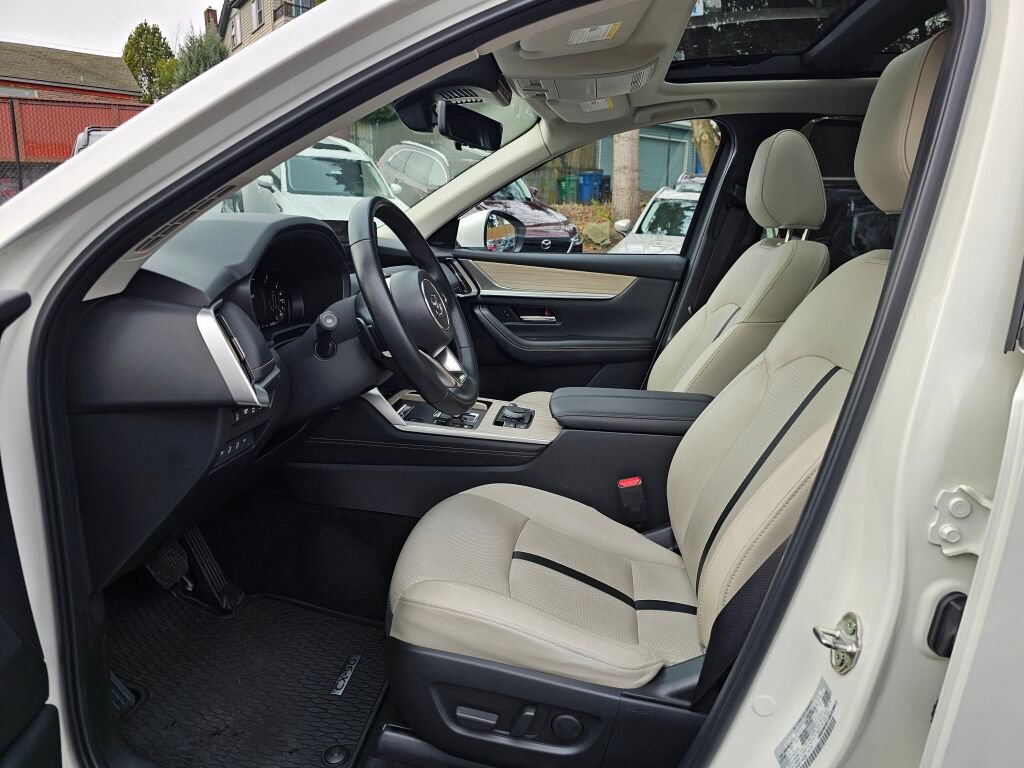 Certified 2024 MAZDA CX-90 Plug-In Hybrid w/ Premium Pkg image 25