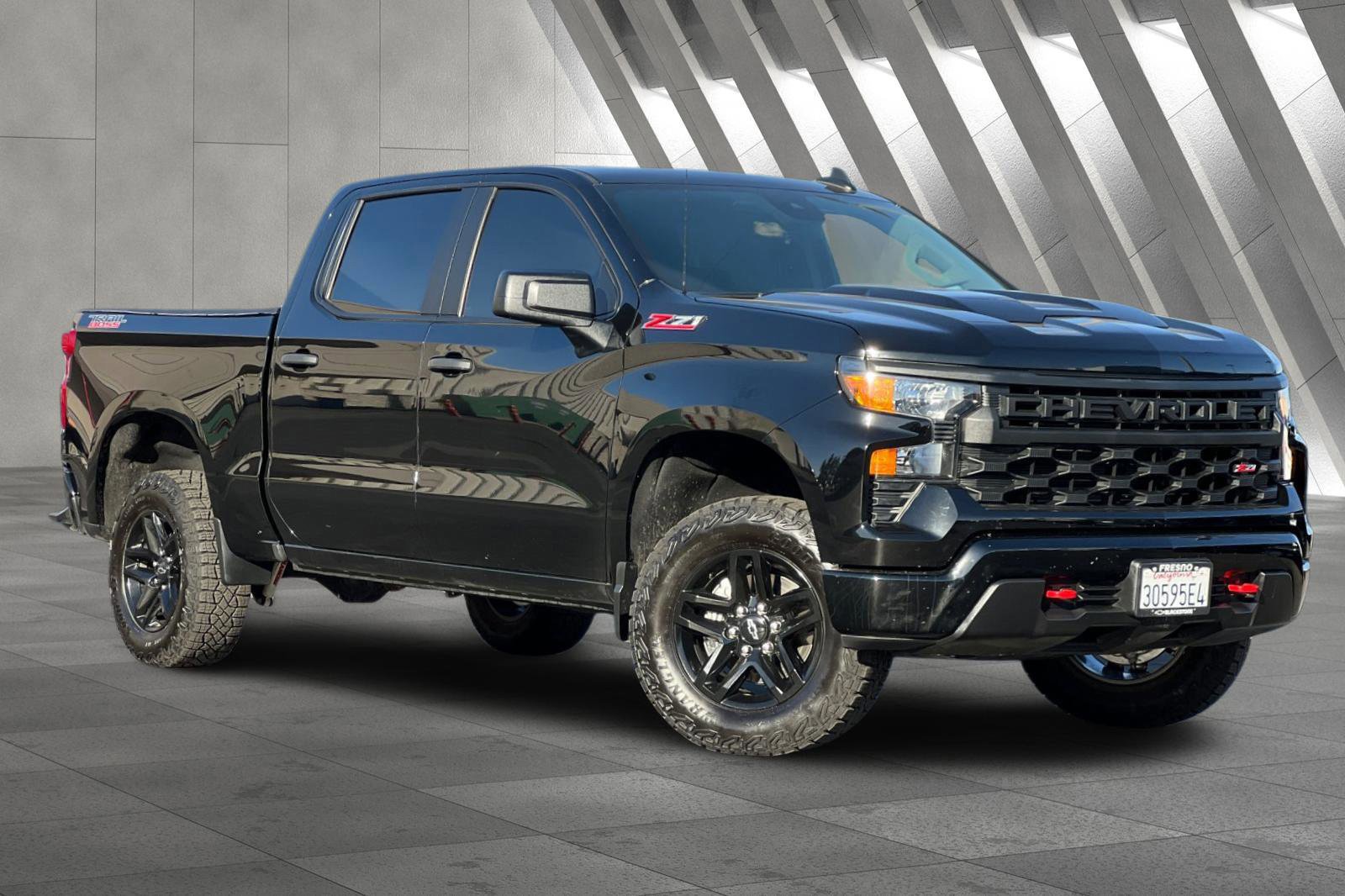 Used 2025 Chevrolet Silverado 1500 Custom Trail Boss image 1