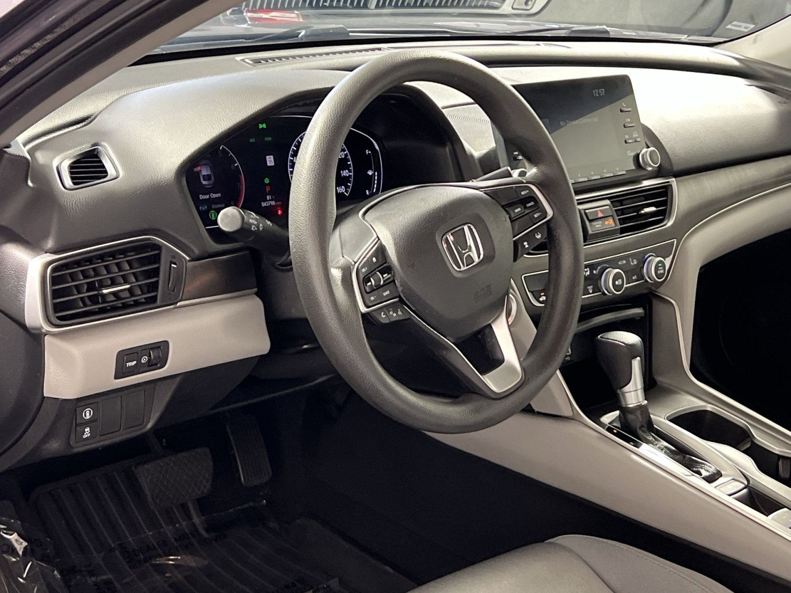 Used 2019 Honda Accord LX image 17