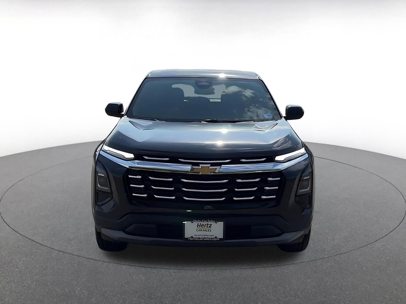 Used 2025 Chevrolet Equinox LT FWD image 4