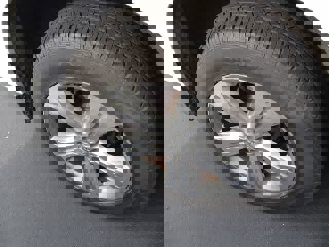 Used 2012 Toyota Highlander Limited w/ Tow Pkg image 14