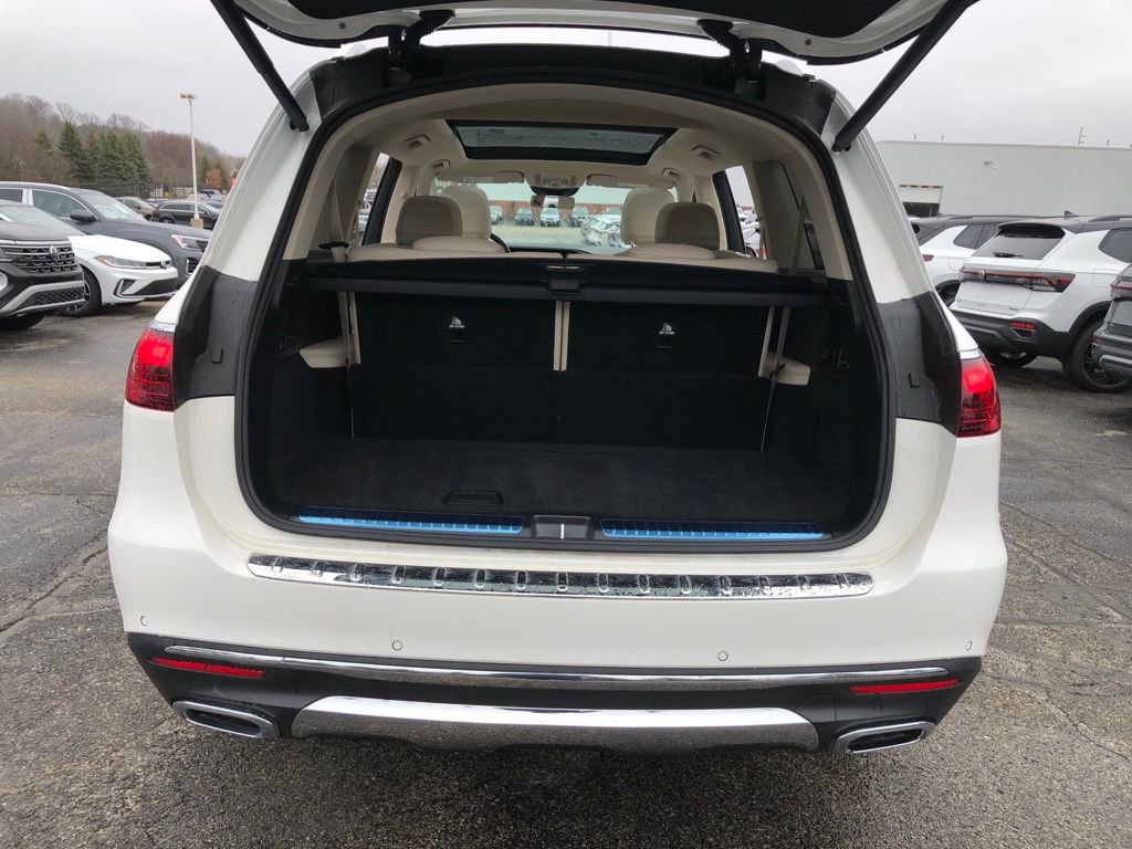 New 2026 Mercedes-Benz GLS 450 4MATIC image 41
