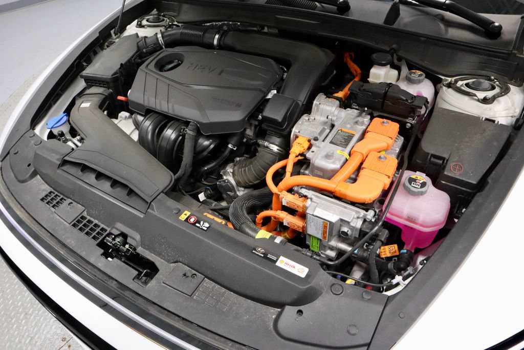 Used 2025 Hyundai Sonata SEL FWD image 19