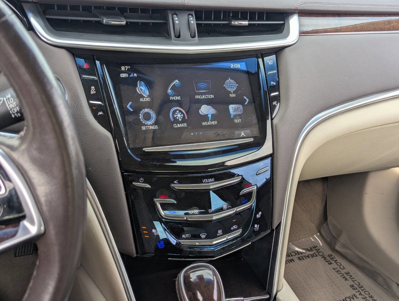 Used 2017 Cadillac XTS Luxury w/ Driver Awareness Package image 28