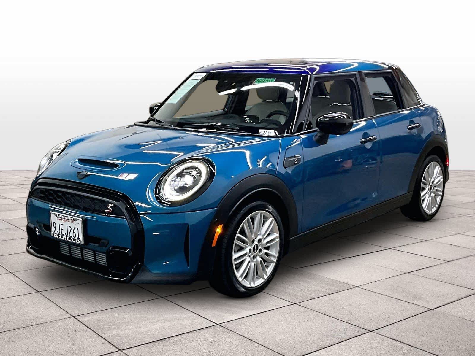 Used 2024 MINI Cooper S FWD image 1