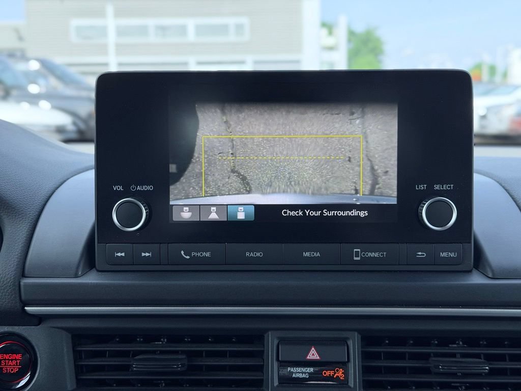 Used 2023 Honda Pilot LX image 42