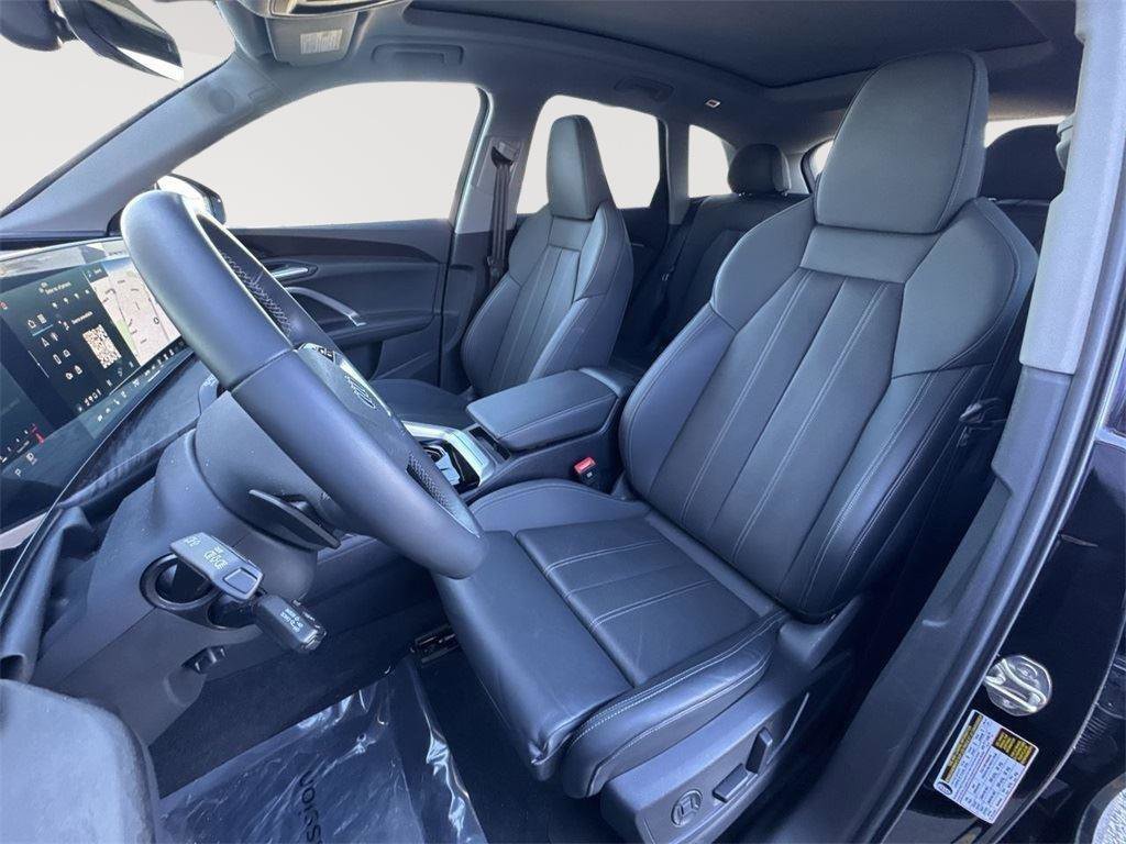 Used 2025 Audi Q5 Premium Plus w/ Premium Plus image 11