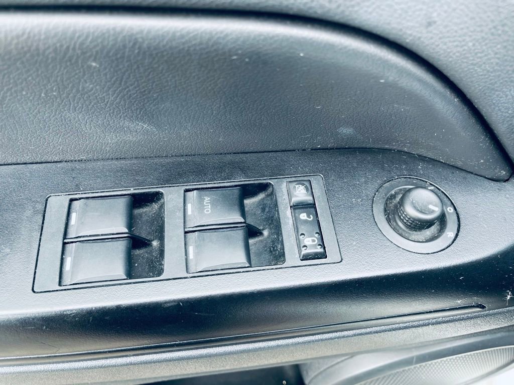 Used 2011 Jeep Patriot Sport AWD/4WD image 13