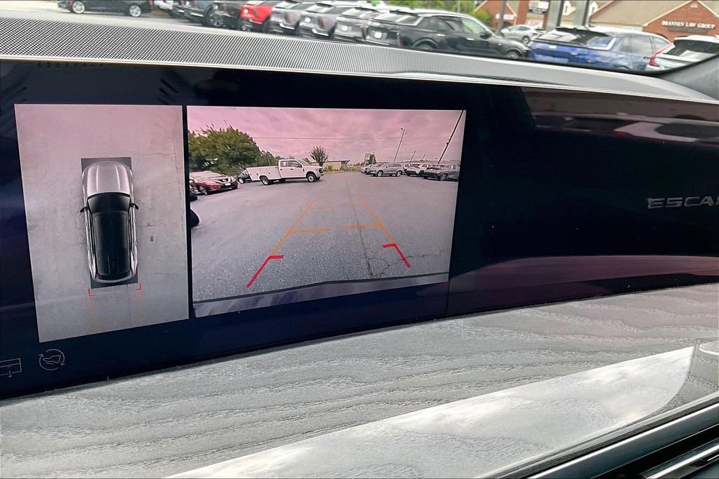 Certified 2025 Cadillac Escalade IQ Luxury 2 w/ LPO, Premium Carpet Package AWD/4WD image 14
