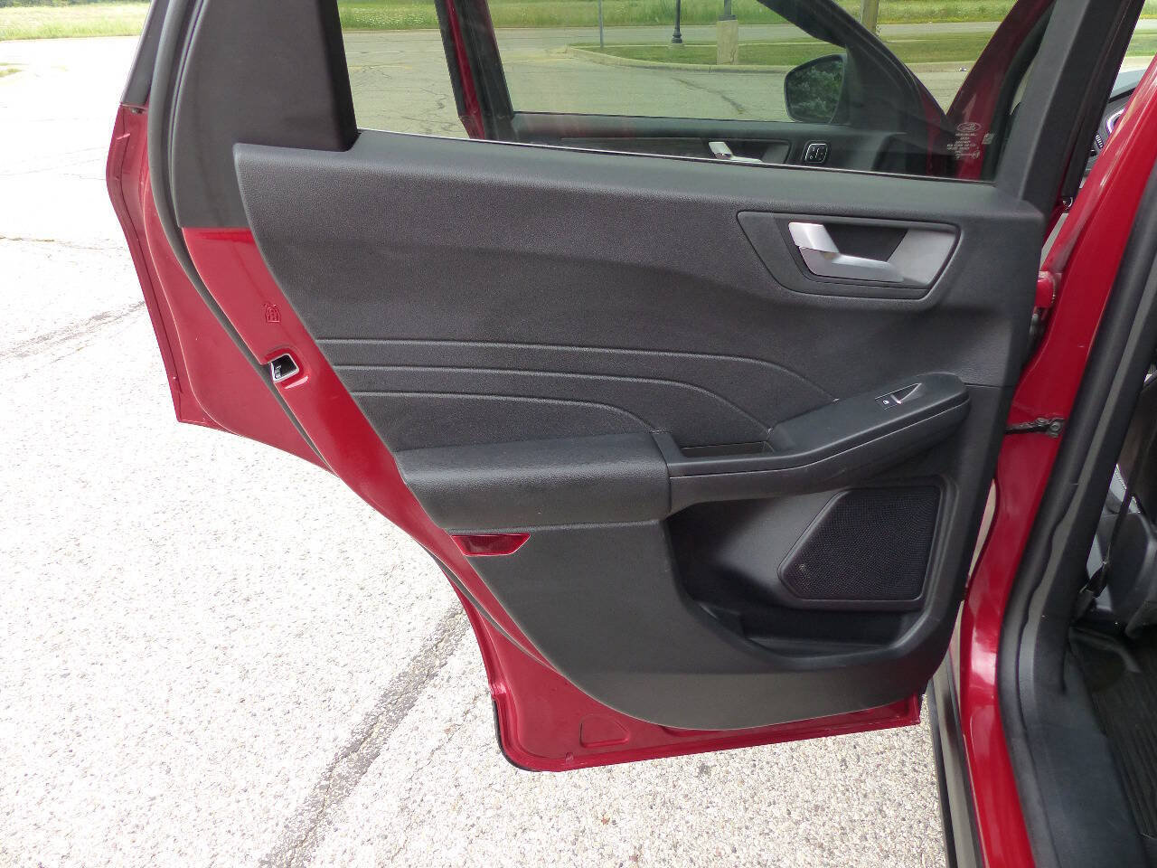 Used 2026 Ford Escape Platinum AWD/4WD image 35