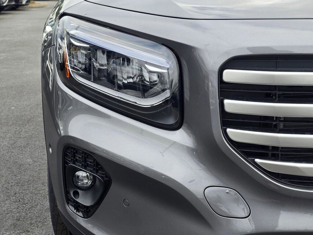 New 2026 Mercedes-Benz GLB 250 4MATIC image 31