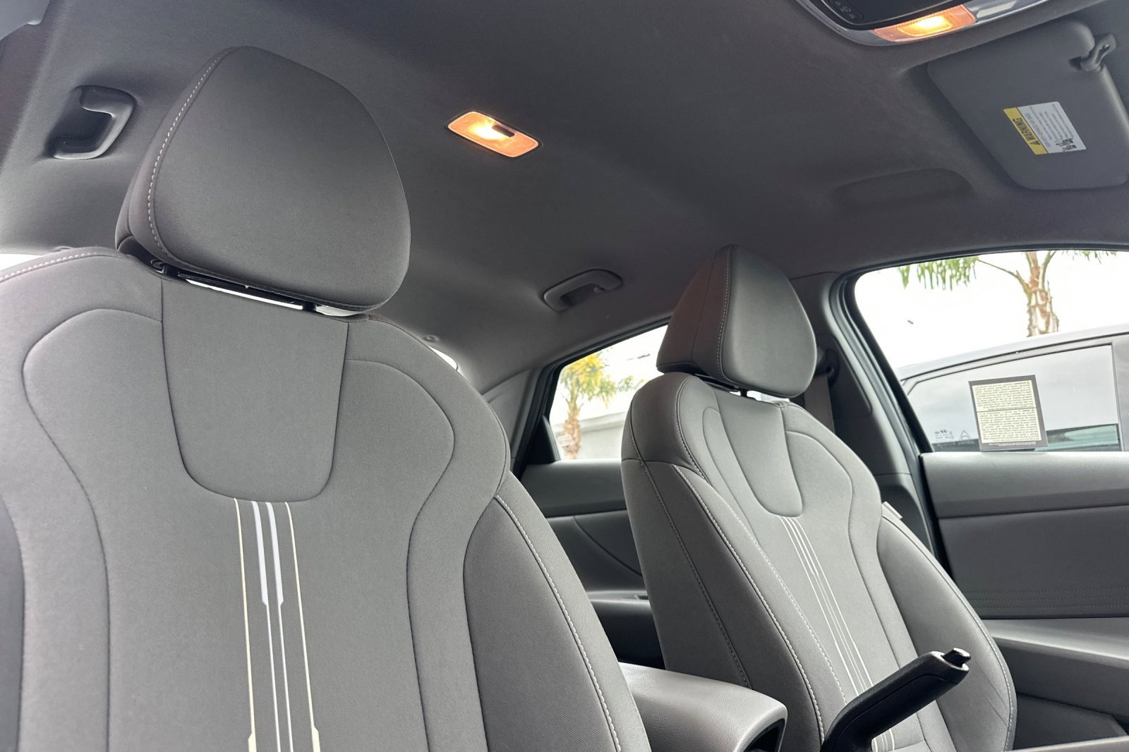 Used 2023 Hyundai Elantra SEL image 16