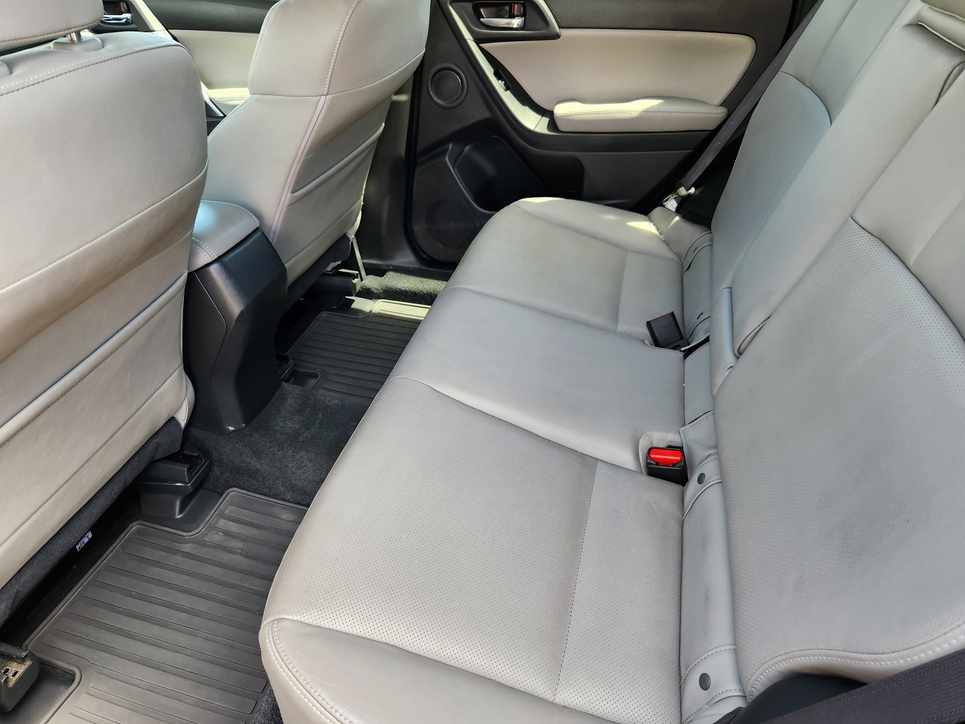 Used 2016 Subaru Forester 2.5i Touring w/ Eyesight & Navigation System AWD/4WD image 25