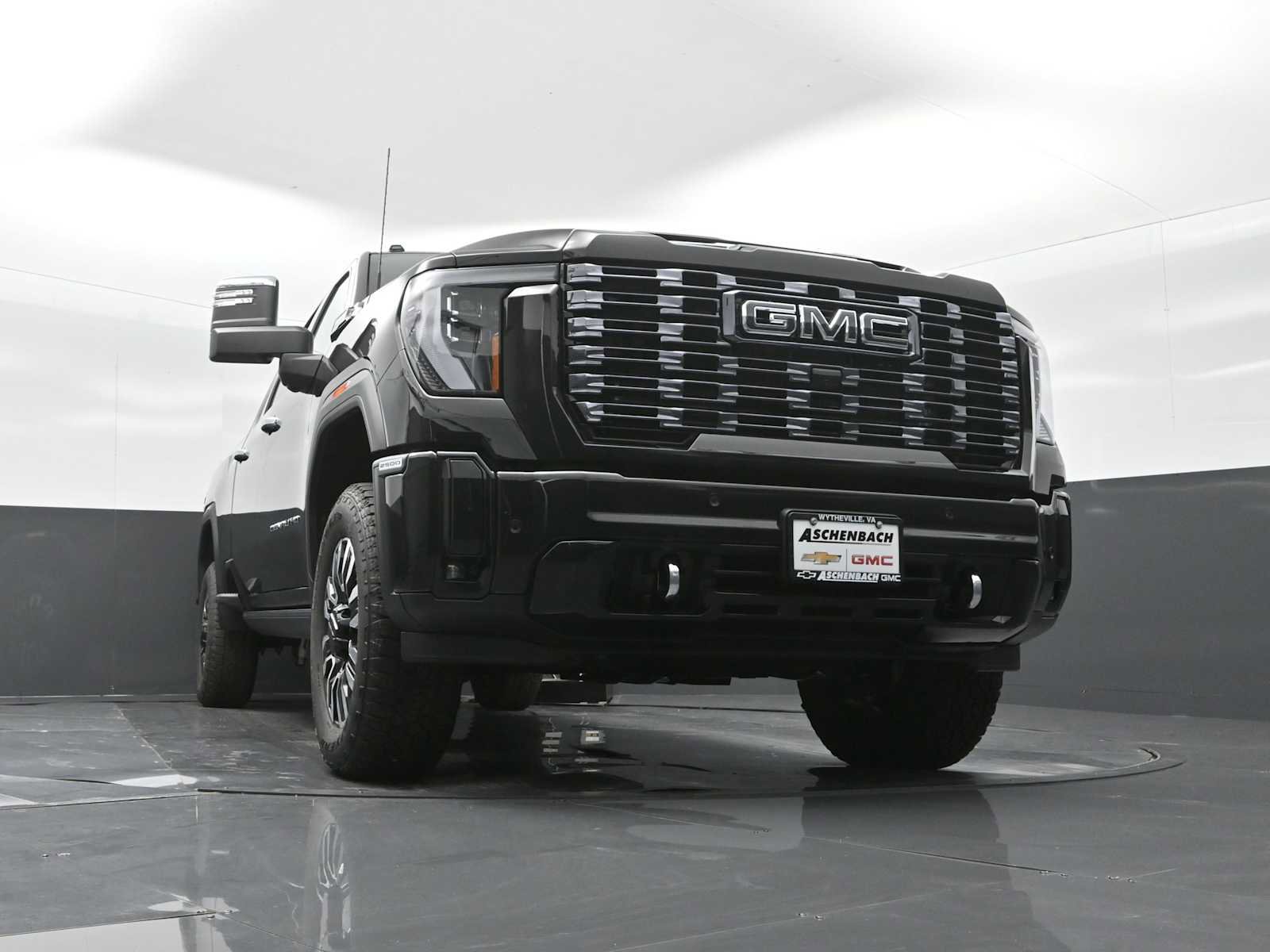 New 2025 GMC Sierra 2500 Denali Ultimate w/ Max Trailering Package image 19