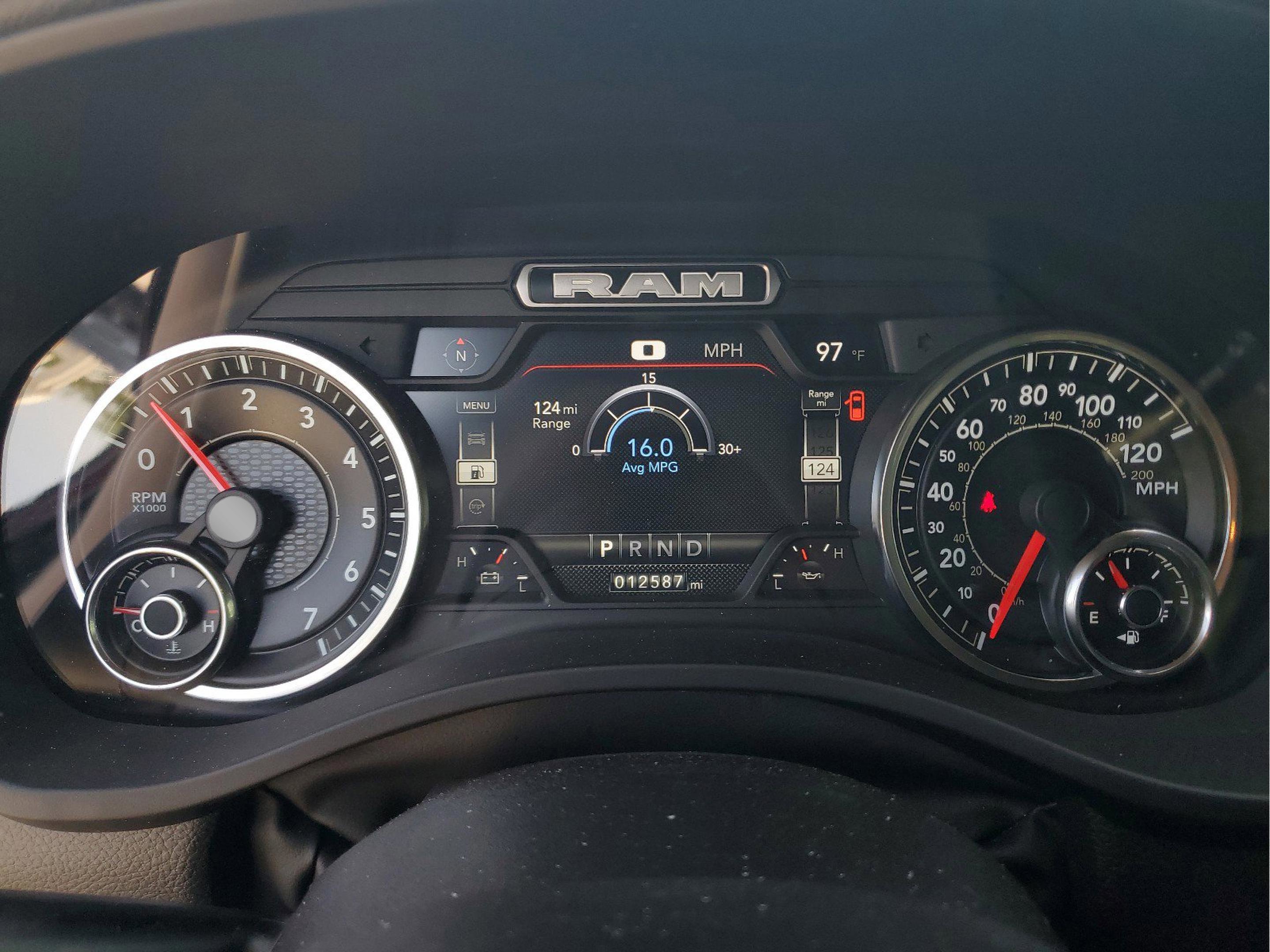 Certified 2022 RAM 1500 Big Horn image 31