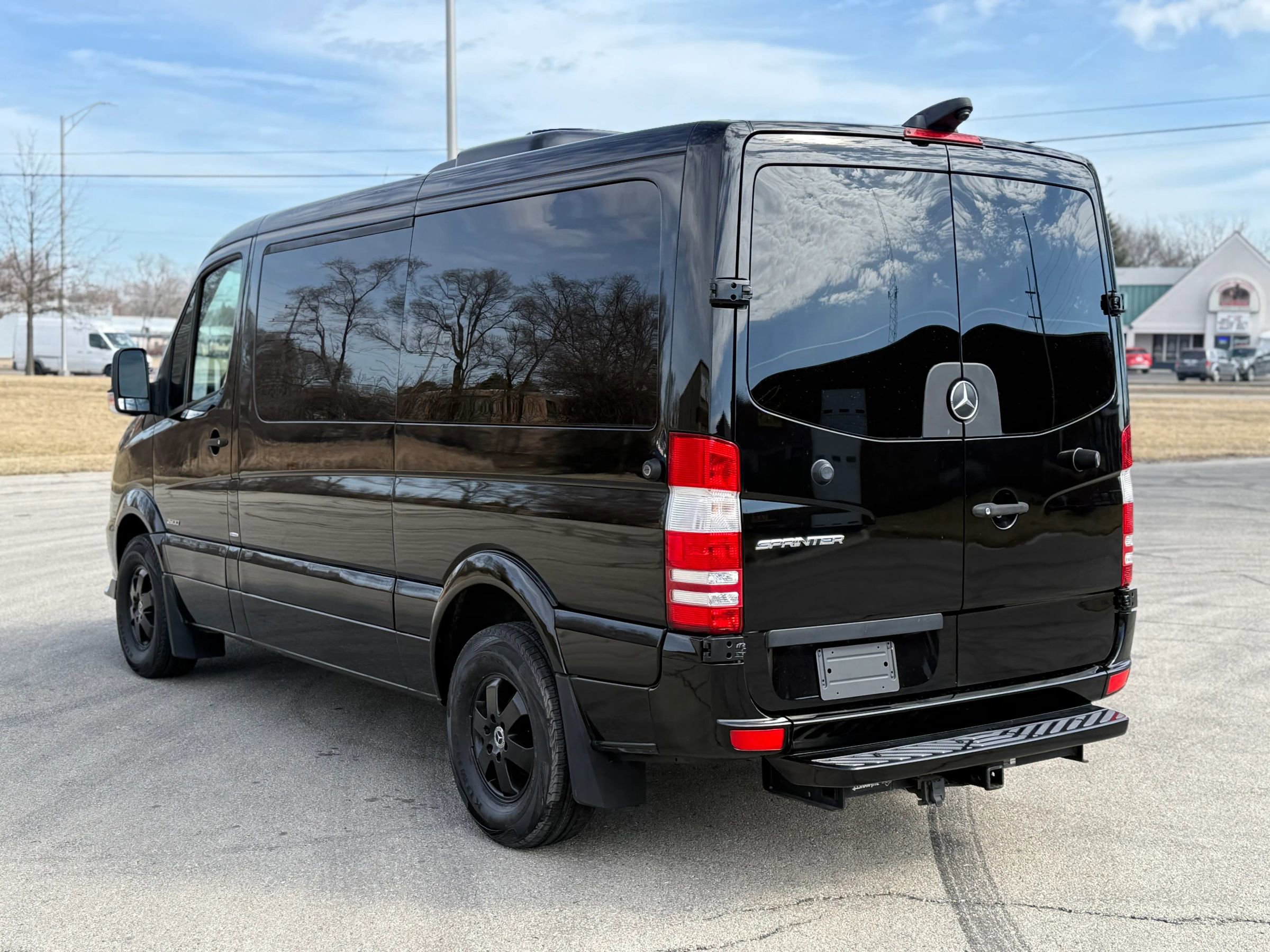 Used 2015 Mercedes-Benz Sprinter 2500 image 5