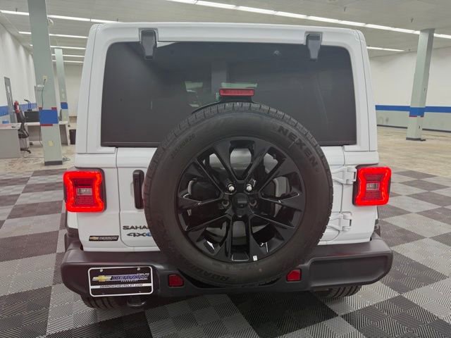 Used 2025 Jeep Wrangler Unlimited Sahara image 7