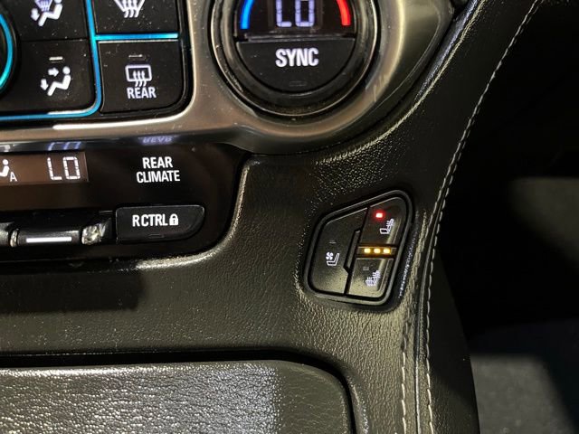 Used 2018 Chevrolet Suburban Premier image 40