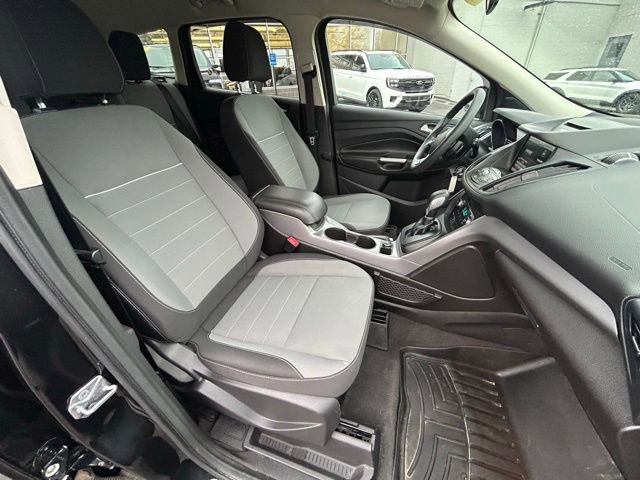 Used 2014 Ford Escape SE w/ Equipment Group 201A image 16