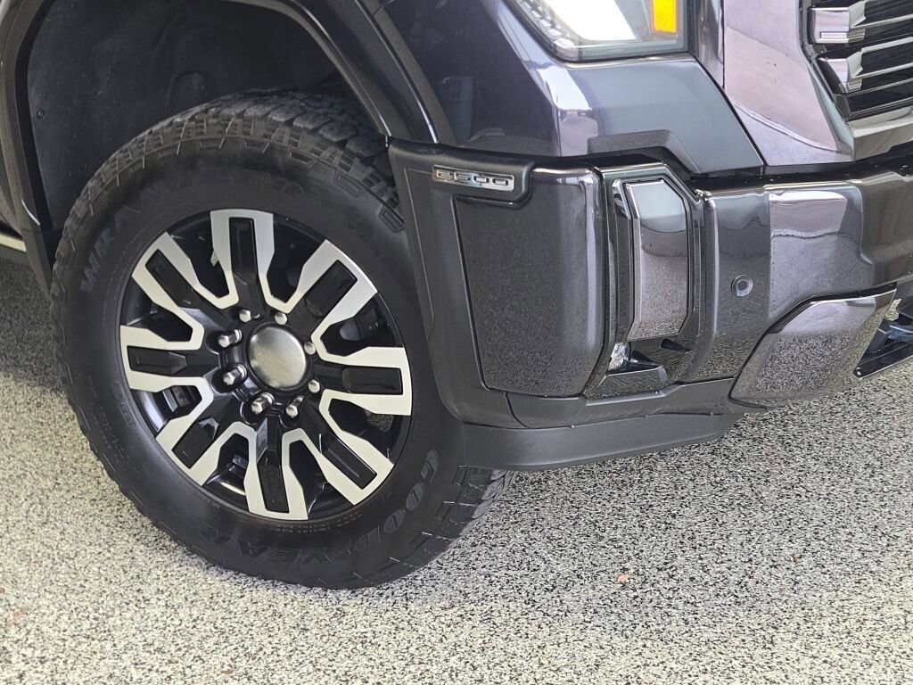 Certified 2024 GMC Sierra 2500 Denali Ultimate w/ LPO, GMC Protection Package image 3