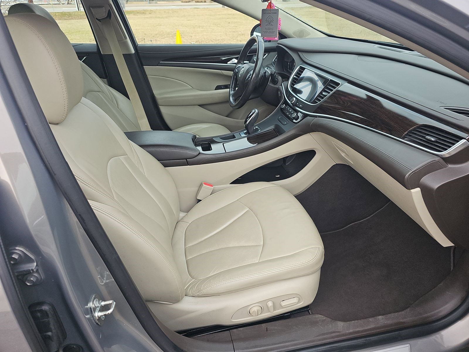 Used 2018 Buick LaCrosse Essence w/ Sights and Sounds Package image 14